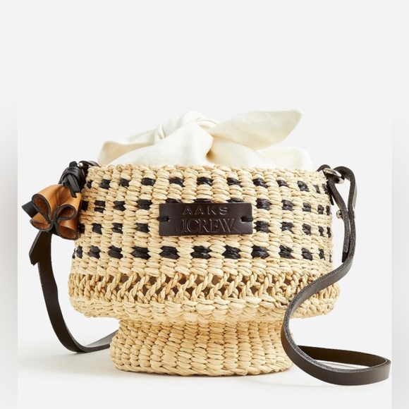 New Pinsy Smoothing Lace Shapesuit Bodysuit in Whisper Pink Size Small